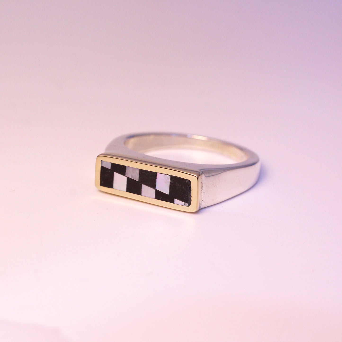 Checker Horizon Ring Size 8.25