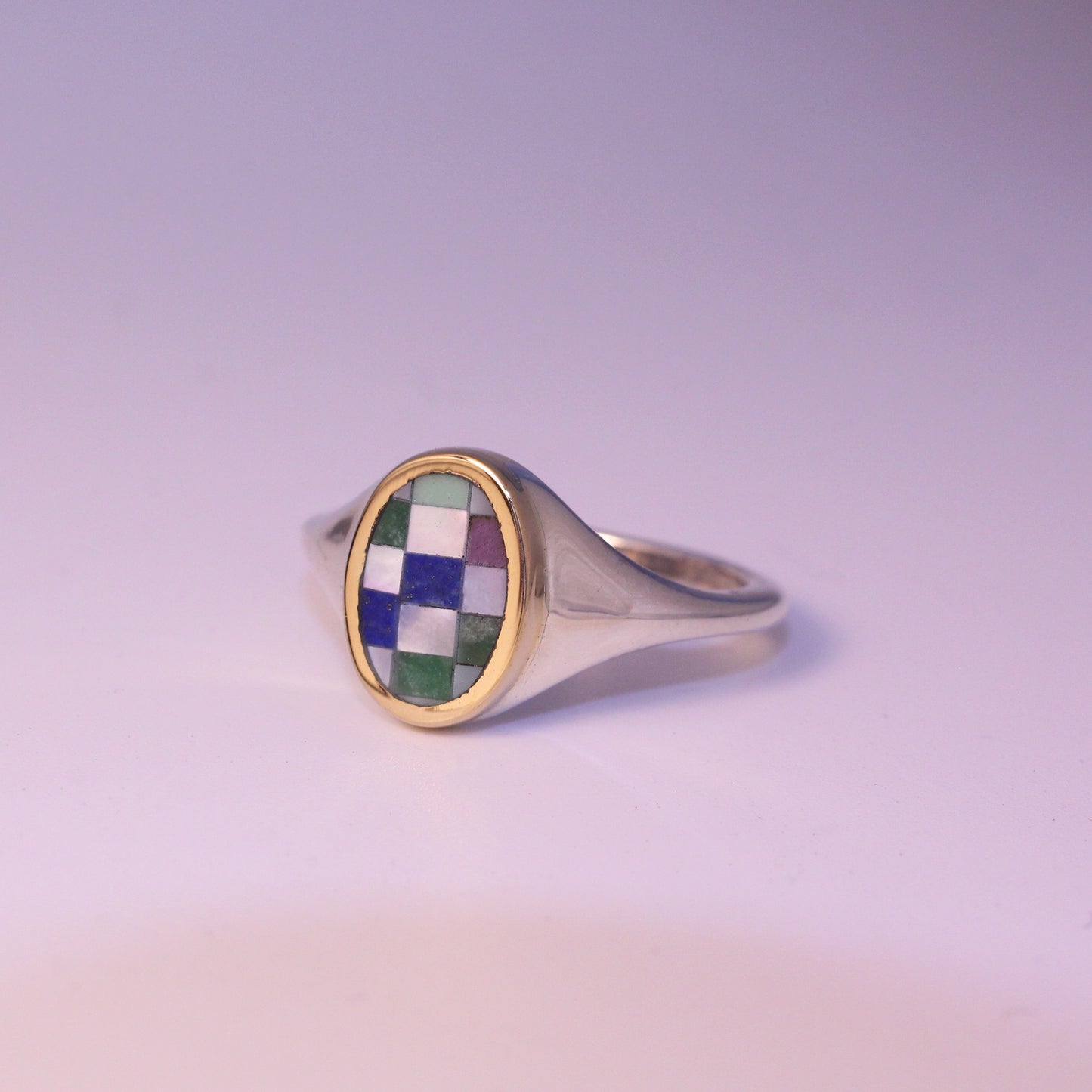 Checker Mirror Signet Size 8.25