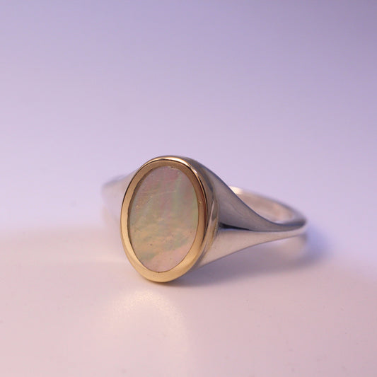 Mother of Pearl Mirror Ring Size 6.25