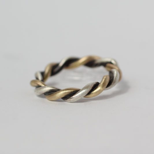 Entwined Ring Size 8.25+