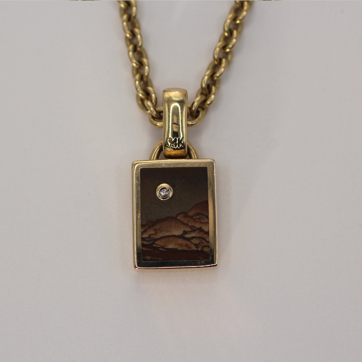 Charm No. 122