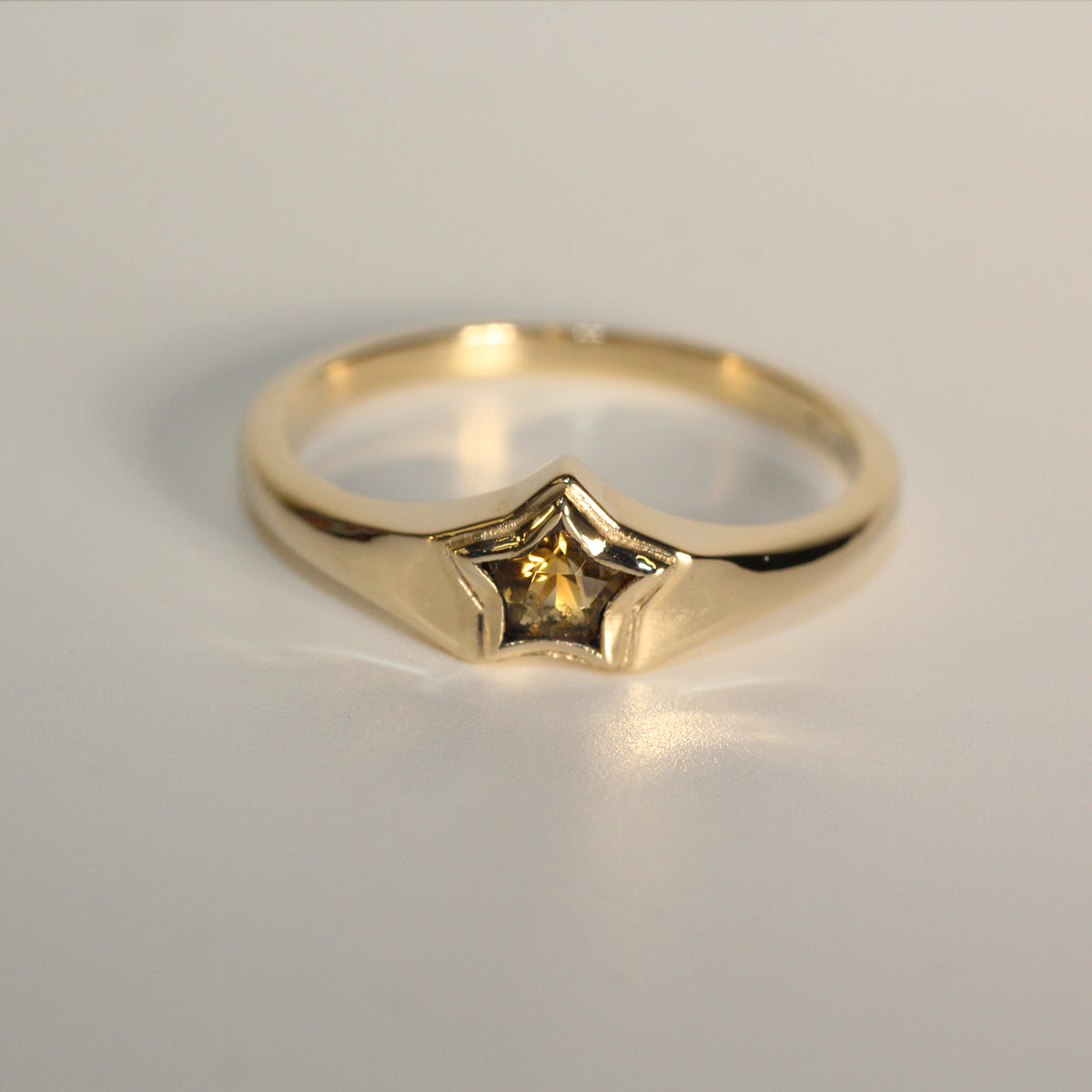 Polly P Star Signet Sz 8.75