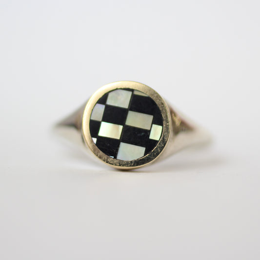 Solid 14k Checker Orb Ring Size 5.5
