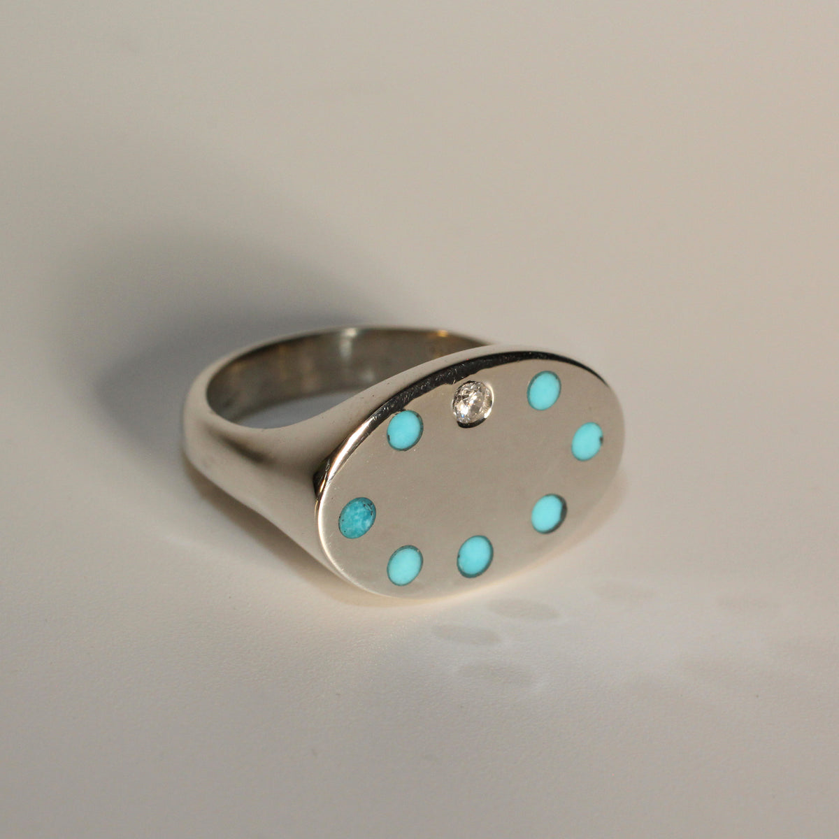 Lateral Dot Ring Size 3.75
