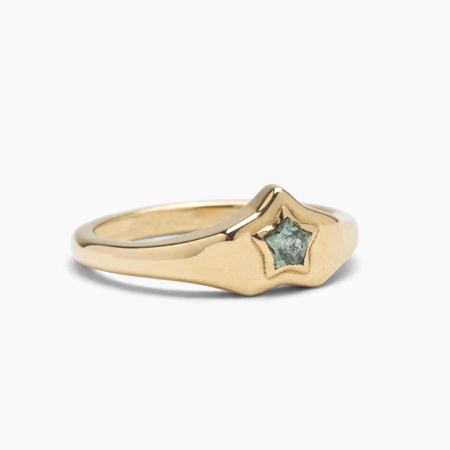 Tiny Star Polly P Signet